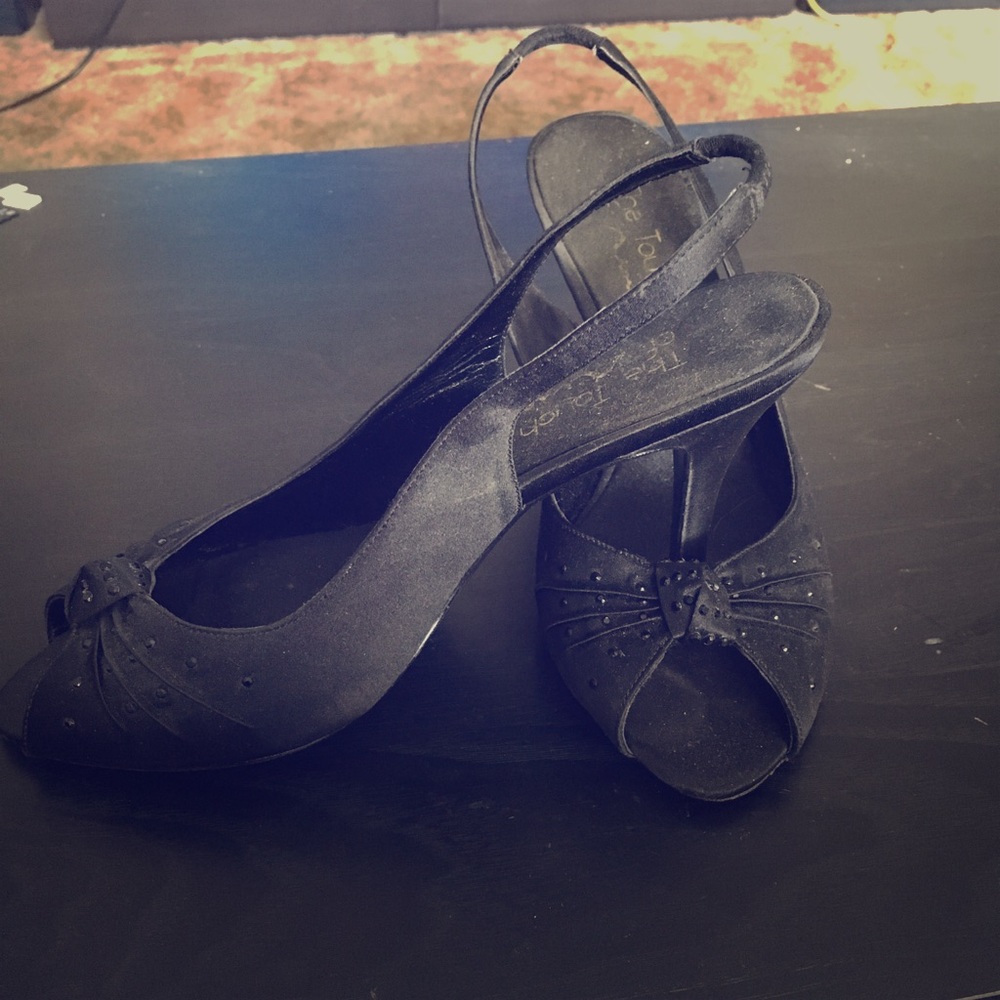 Black peep toe satin heels!